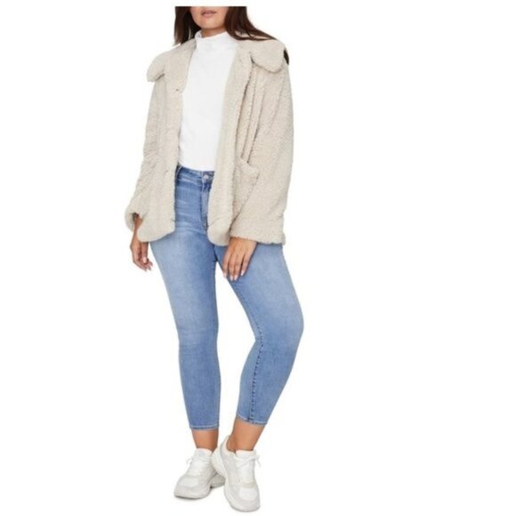 Sanctuary Faux Fur Teddy Coat (Plus Size) - Picture 2 of 9